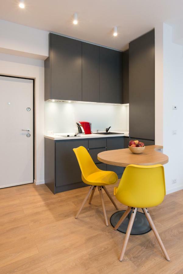 Arbans Elegant Apartment In The City Center บูคาเรสต์ ภายนอก รูปภาพ